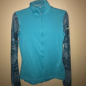 Nike pro blue printed pullover ✨
